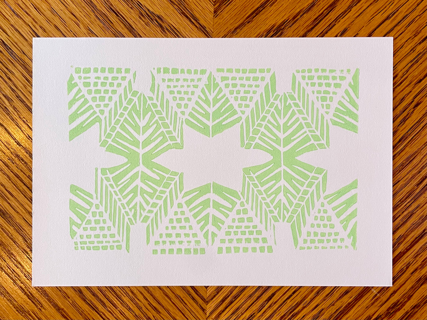 Burst Print in Mint