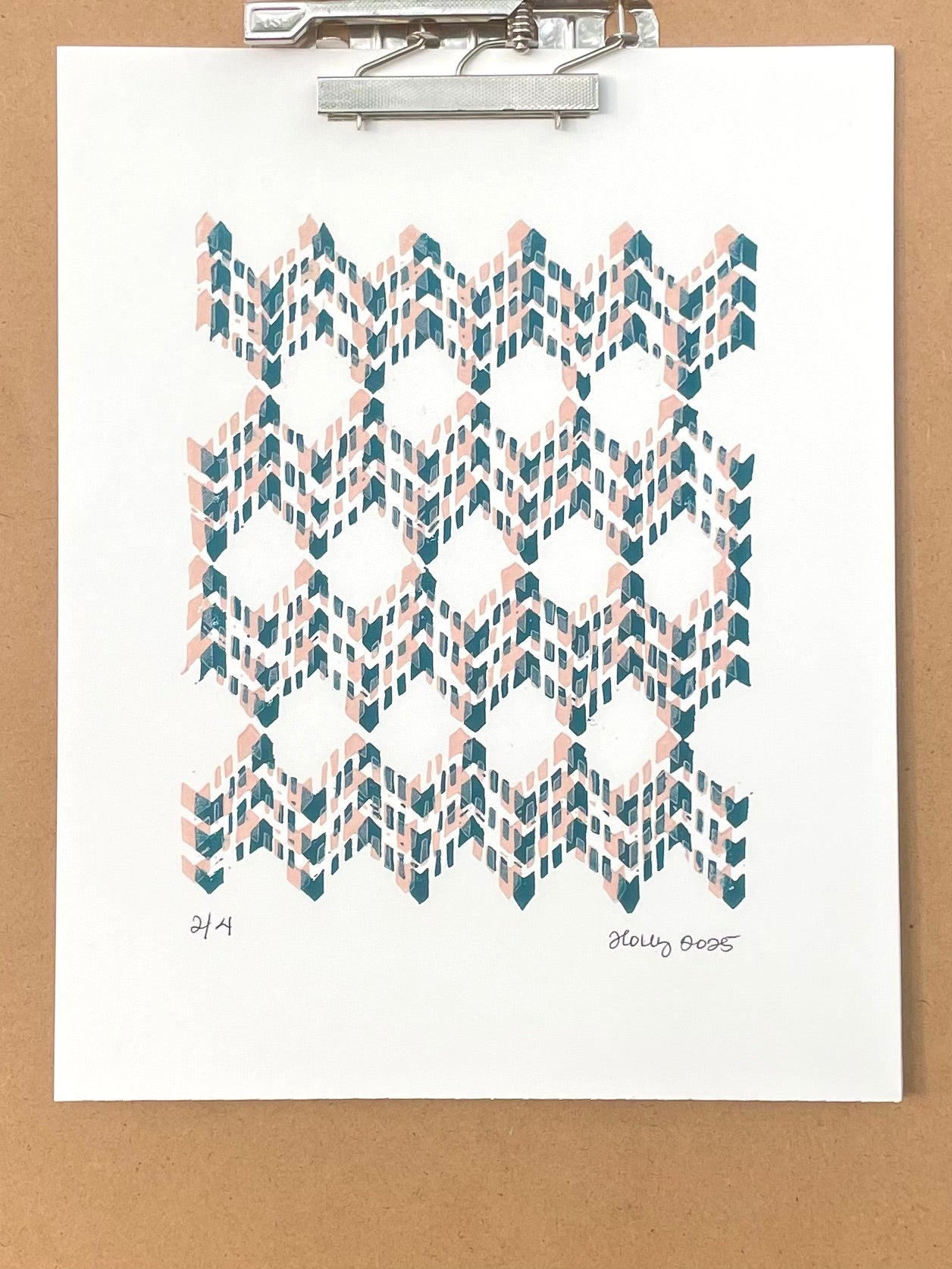 Codex Distorted Print in Navy/Pink