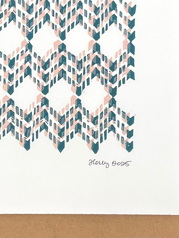 Codex Distorted Print in Navy/Pink