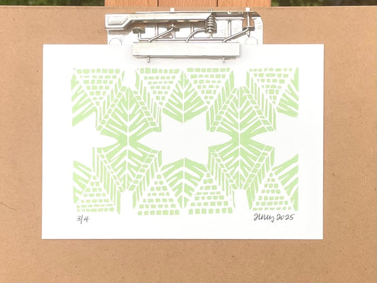Burst Print in Mint